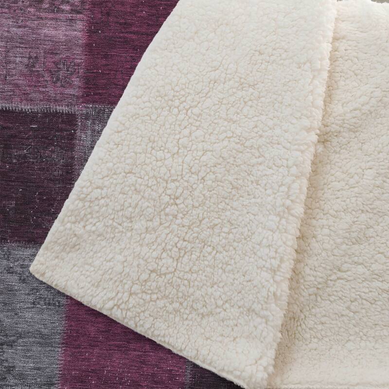 Premium Machine Washable Vintage Patchwork Sherpa Throw Blanket