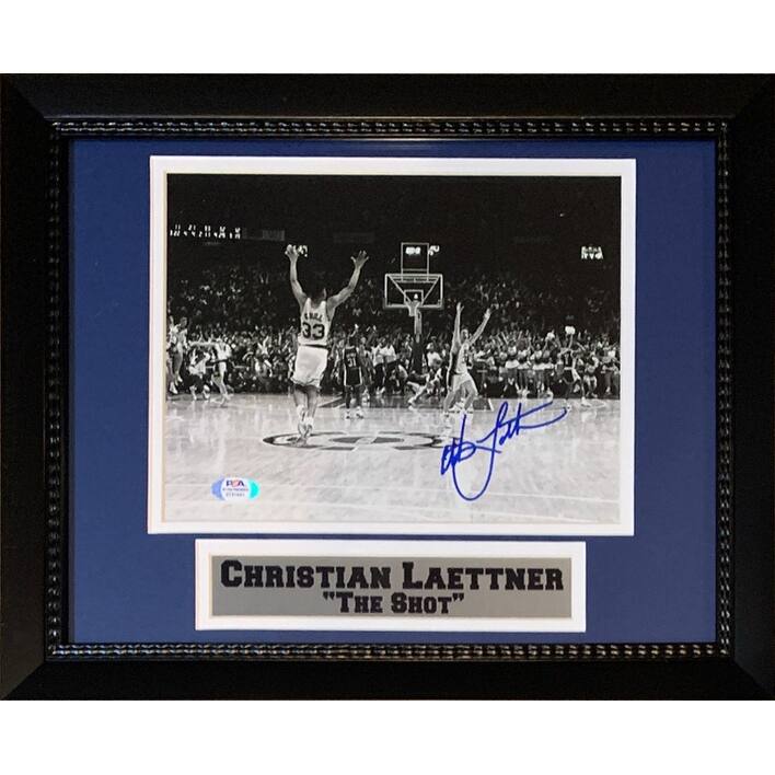 Christian Laettner Autographed Duke Signed THE SHOT Basketball Framed 8x10 Photo PSA DNA COA - 8'6" x 11'6"