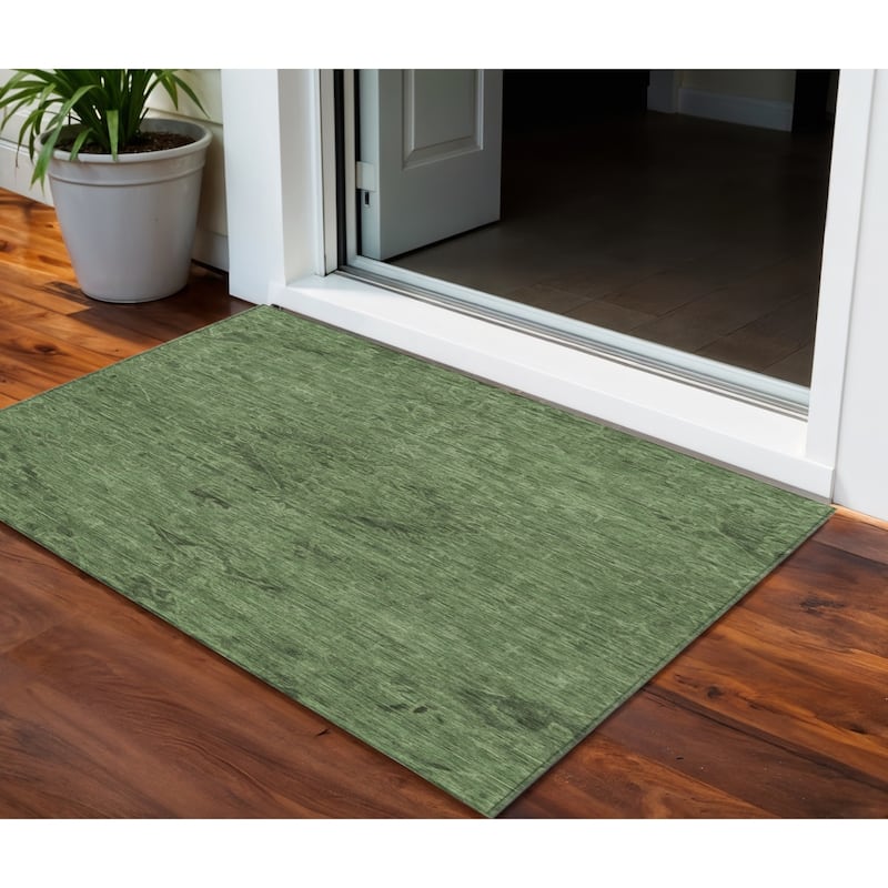 HomeRoots Floral Traditional Rectangle Outdoor Rug - 3' x 5'