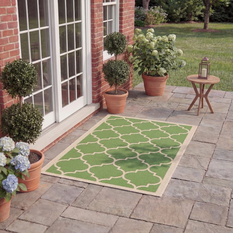 SAFAVIEH Courtyard Sibel Indoor /Outdoor Waterproof Patio Backyard Rug