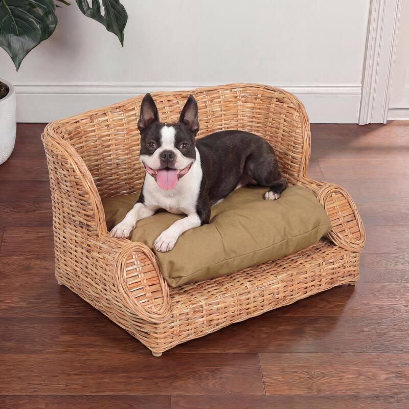 Classic Rattan Dog Daybed with Machine-Washable Cushion