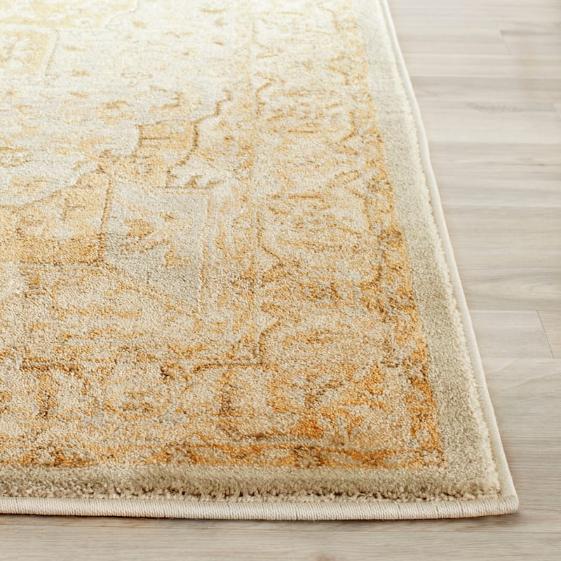 SAFAVIEH Austin Madelaine Traditional Oriental Rug