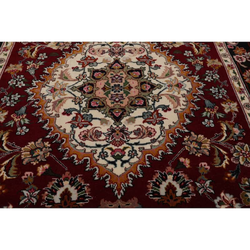 2'9''x9'6'' Runner Hand Knotted Wool Burgundy Traditional 300 KPSI Rug - 2' 9'' x 9' 6''