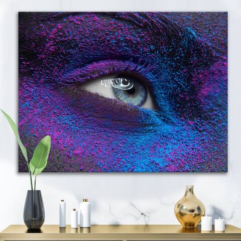 Designart 'Female Eye With Dry Paint Dust Pigment On Face' Modern Canvas Wall Art Print