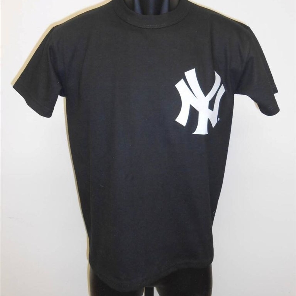 youth yankees shirt