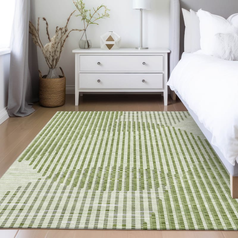 Machine Washable Indoor/ Outdoor Abstract Stripe Chantille Rug