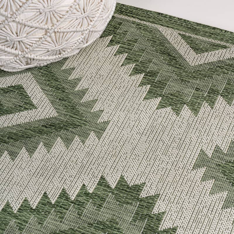 JONATHAN Y Aimee Geometric Moroccan Diamond Black/Cream Indoor/Outdoor Area Rug