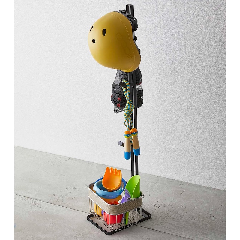 Yamazaki Home Kids' Helmet and Balance Bike Stands, Steel, Helmet Stand, Hang helmets horizontally or vertically