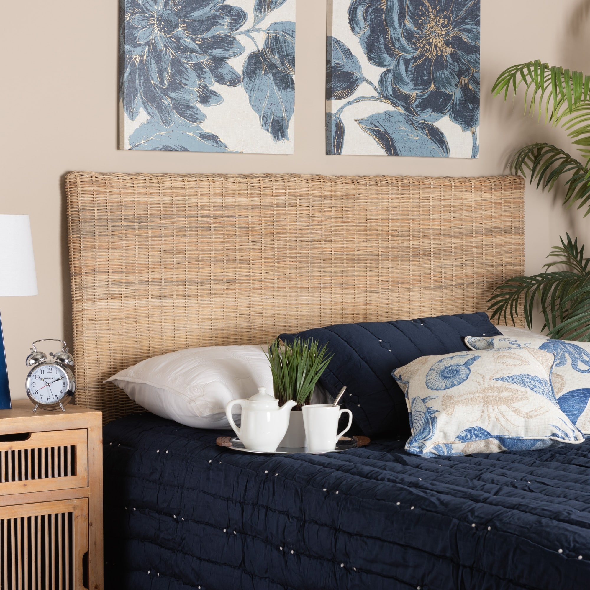 Rattan queen hotsell headboard pier 1