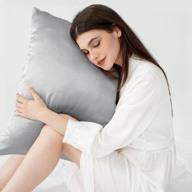 Wonderful Mulberry Silk Pillowcase and Eyemask Set
