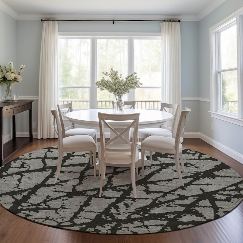 Machine Washable Indoor/ Outdoor Transitional Gray Crackle Chantille Rug