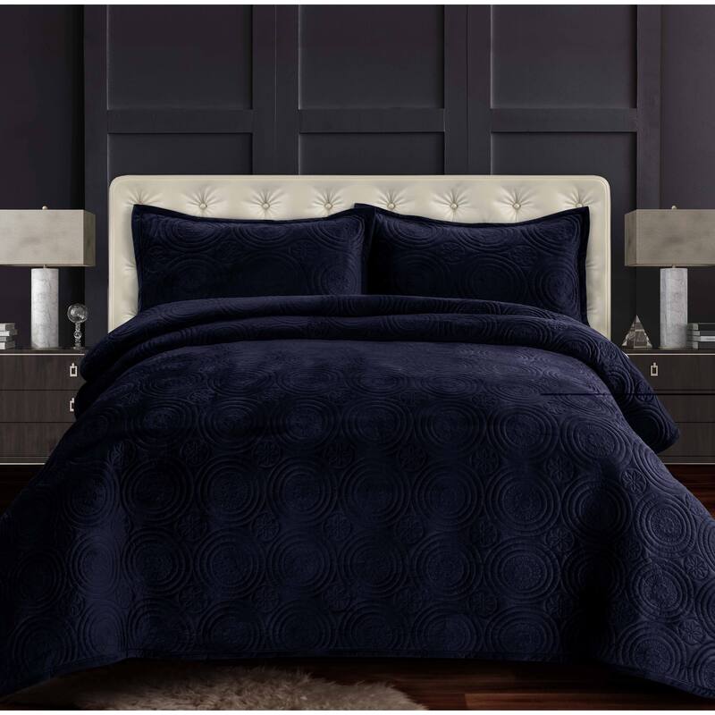 Capri Medallion Velvet Oversized Solid Quilt Set - Indigo - Queen