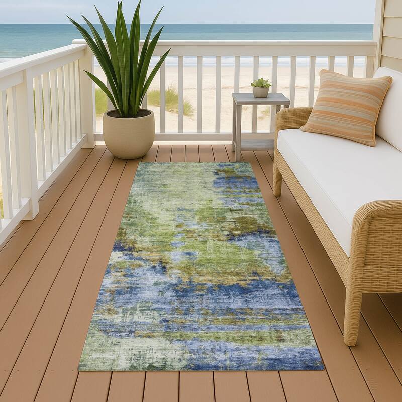 Machine Washable Indoor/ Outdoor Abstact Contemporary Chantille Rug - Green - 2'3" x 7'6"