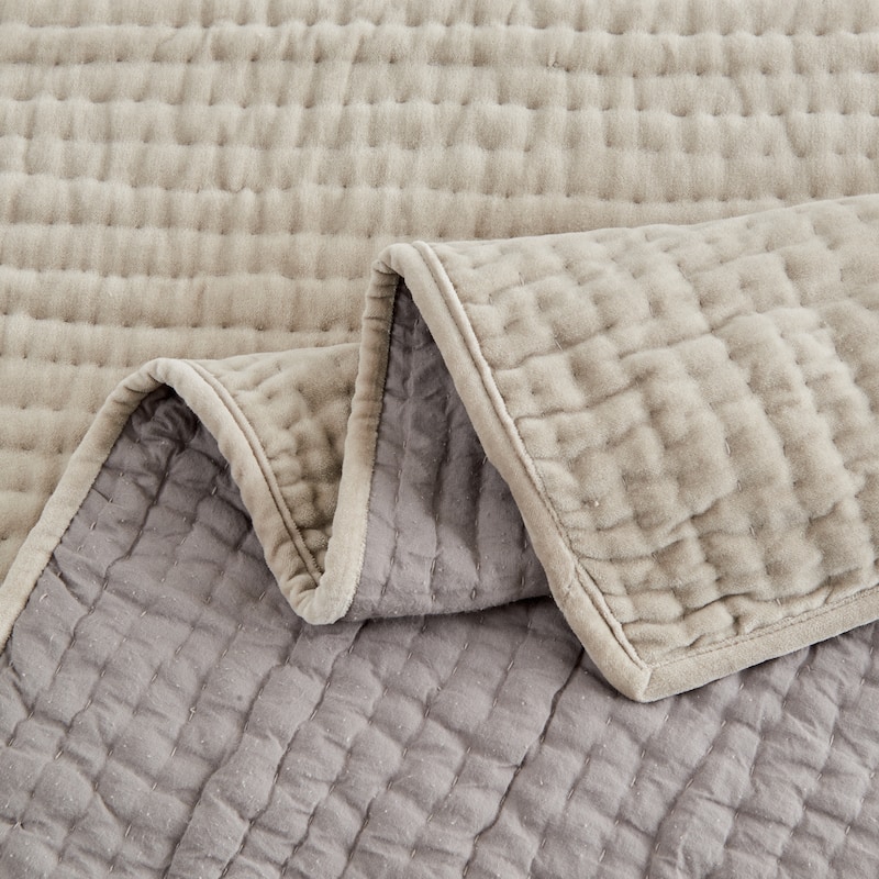 Tamara Cotton Velvet Quilt Set Bed Bath & Beyond 30580978