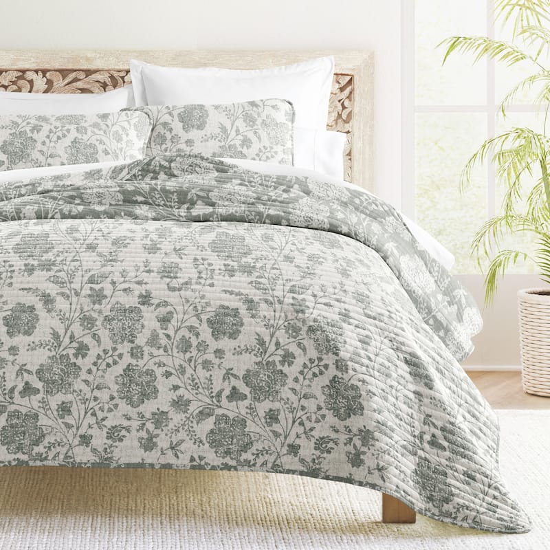Becky Cameron All Season 3 Piece Textured Floral Reversible Quilt Set