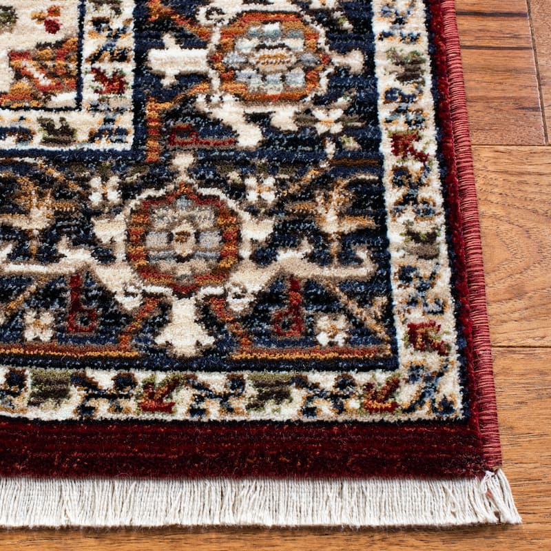 SAFAVIEH Herat Leisa Traditional Rug - 5'3" x 7'7"