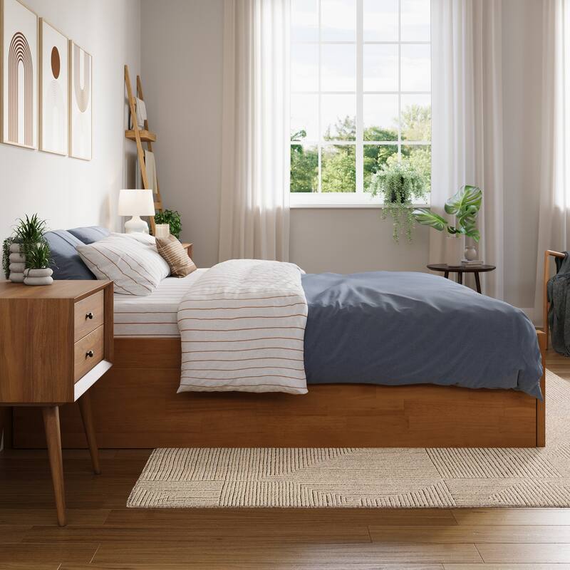 Concord Platform Bed with Footboard and Twin Trundle Bed