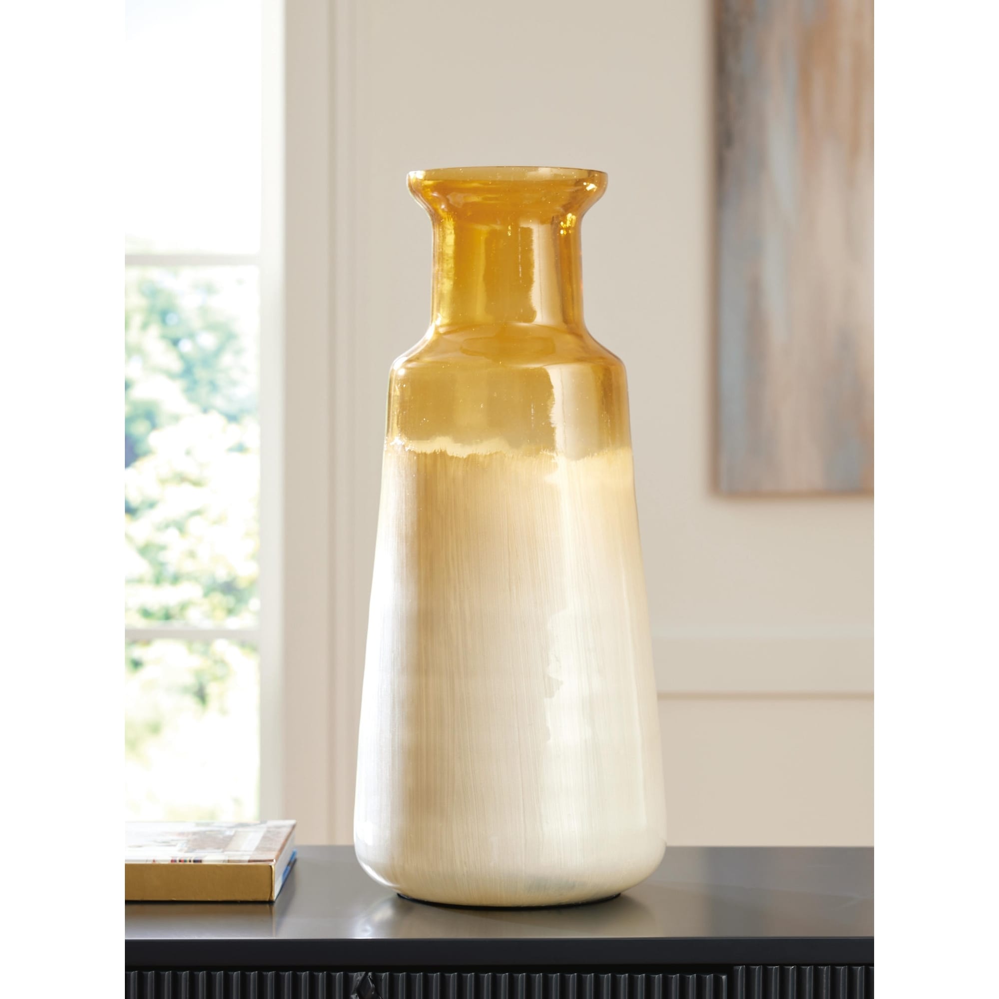 Signature Design by Ashley Wynburg White/Brown Vase