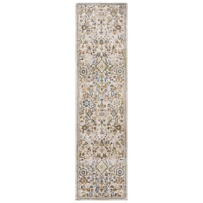 SAFAVIEH Finley Femke Floral Rug