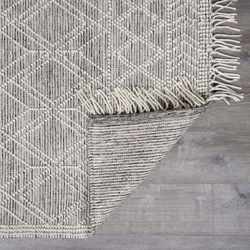 Hauteloom Arnside Living Room, Bedroom Area Rug - Ivory, Pink - 2'3" x 3'9"