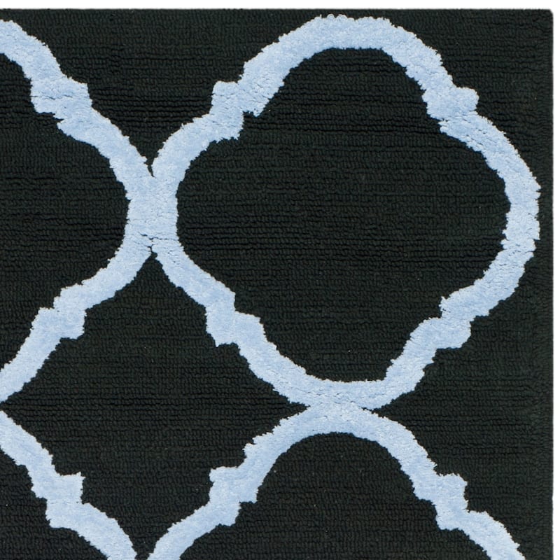 SAFAVIEH Handmade Newport Mykola Modern Cotton Rug