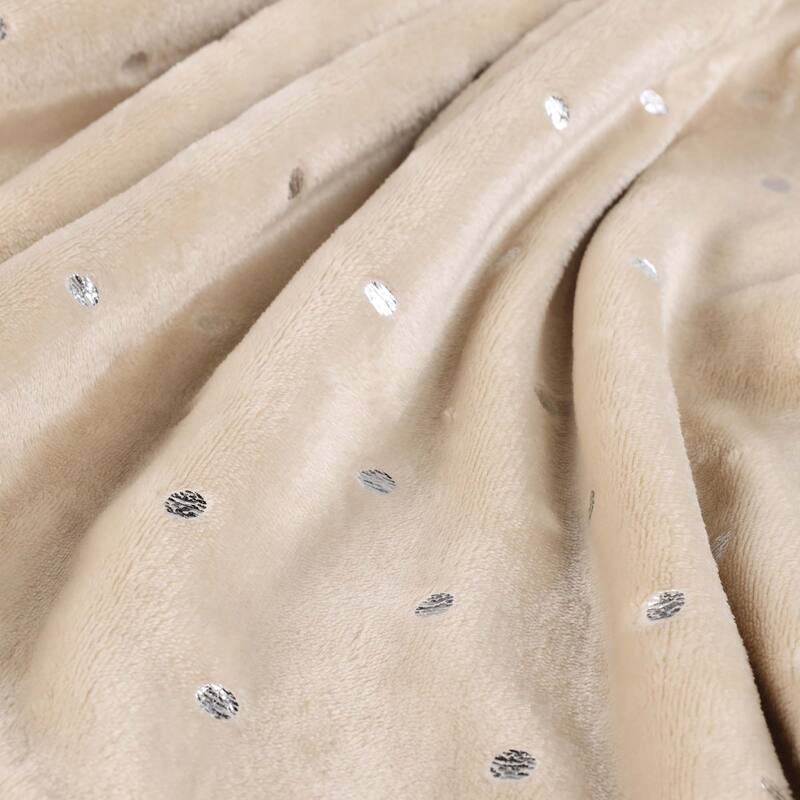 Superior Fleece Plush Medium Weight Soft Fluffy Decorative Blanket