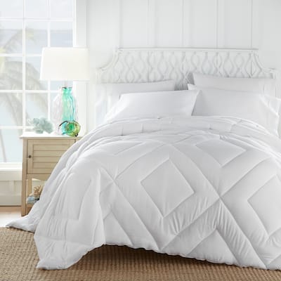 Tommy Bahama Relaxed Soft Comfort Down Alternative Comforter