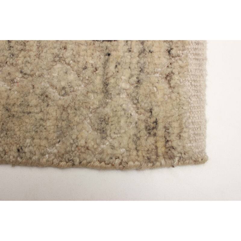 ECARPETGALLERY Hand-knotted Tangier Cream Wool Rug - 5'6 x 8'11