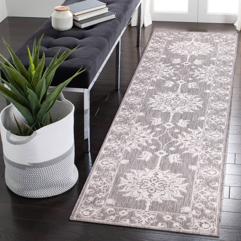 Liora Manne Malibu Kashan Indoor/Outdoor Rug