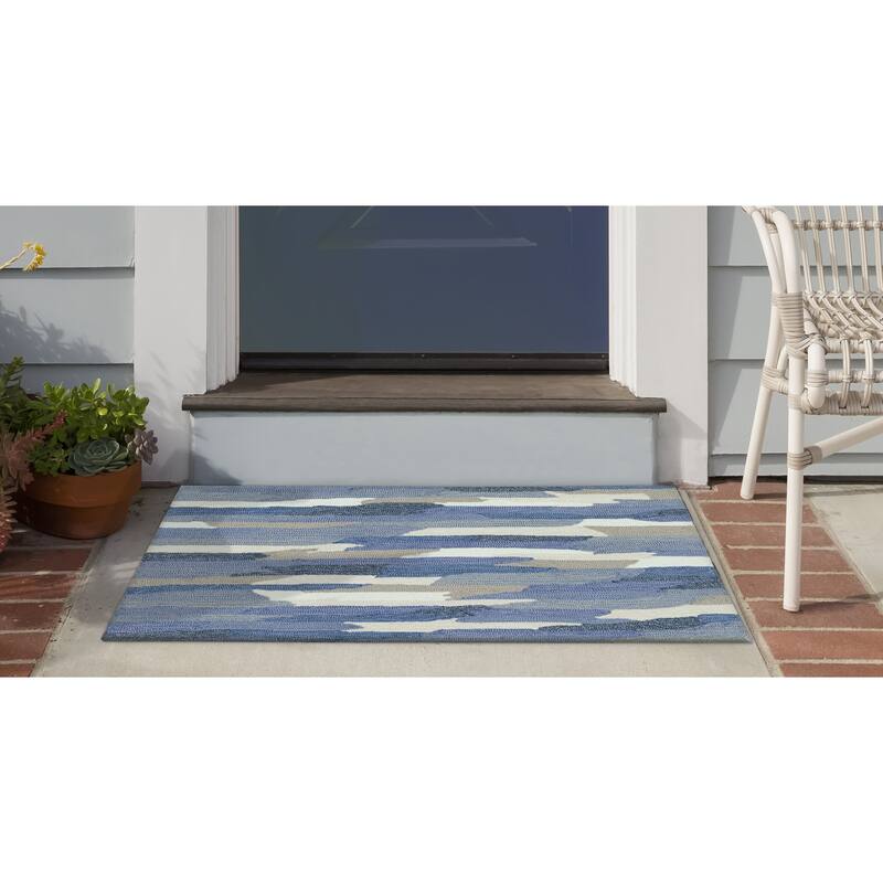 Liora Manne Capri Cloud Indoor/Outdoor Rug Aruba - 1'8" x 2'6" - Soft Blue