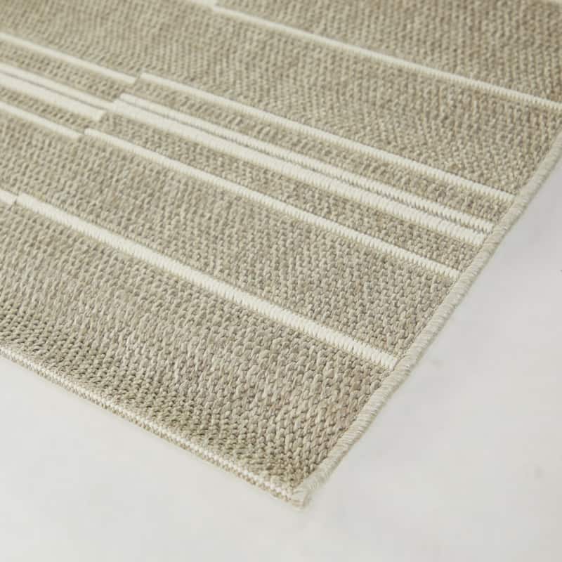 Tamara Stripe Indoor/Outdoor Area Rug