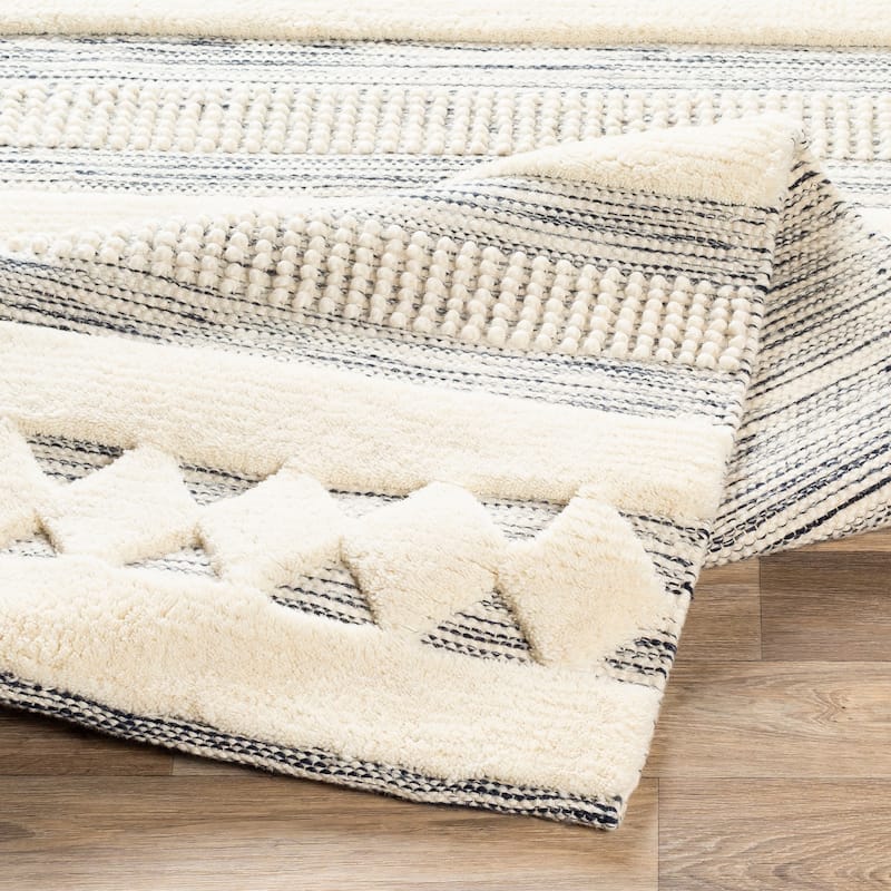 Artistic Weavers Nagbe Handmade Wool Nordic Area Rug