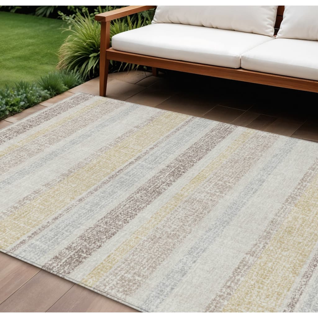 HomeRoots Striped Transitional Rectangle Outdoor Rug