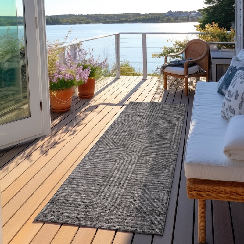 Machine Washable Indoor/ Outdoor Chantille Contemporary Geo Rug - Charcoal - 2'3" x 7'6"