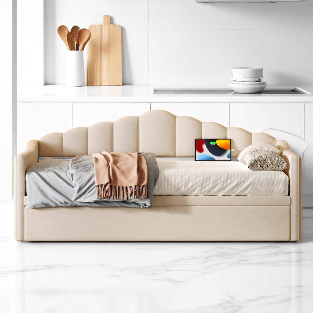 Twin Size Velvet Daybed with Adjustable Height Pop-Up Trundle, Charging Ports, and Storage Pockets