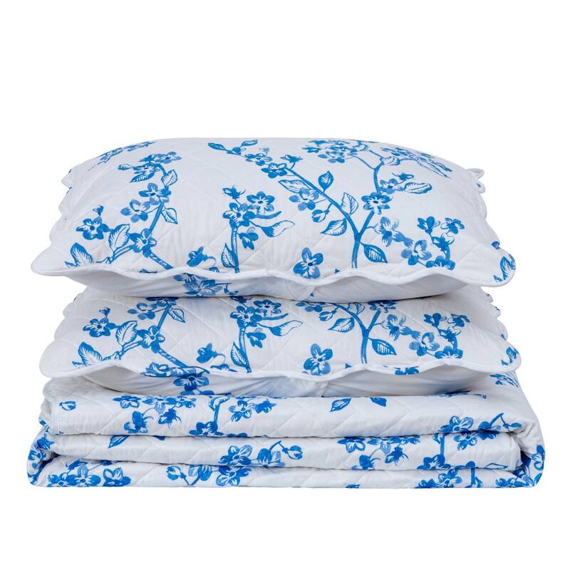 Luxurious Blue Floral with Scalloped Hem Microfiber Quilt Set With Shams