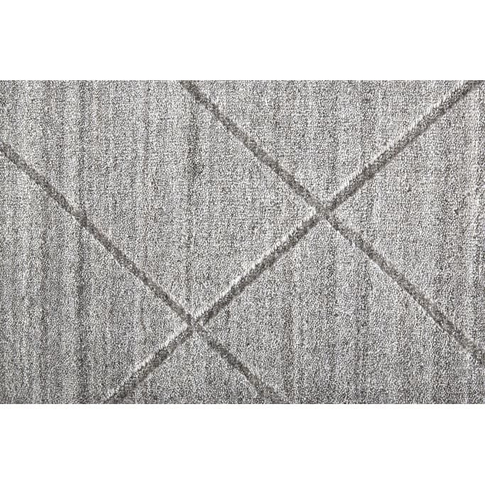Venik Traditional Woven Area Rug By HomeRoots - 4' x 6'