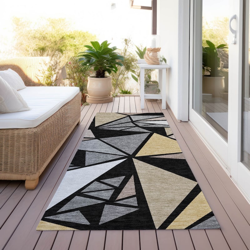 Machine Washable Indoor/ Outdoor Abstract Mosaic Chantille Rug