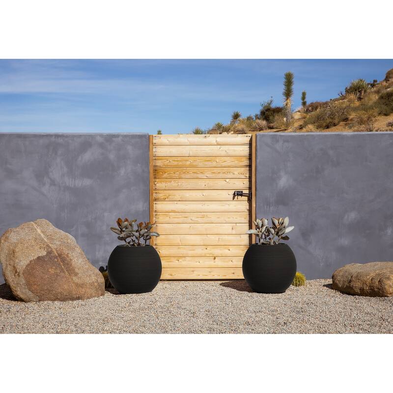 Veradek Strata Series Sphere 18'' Planter