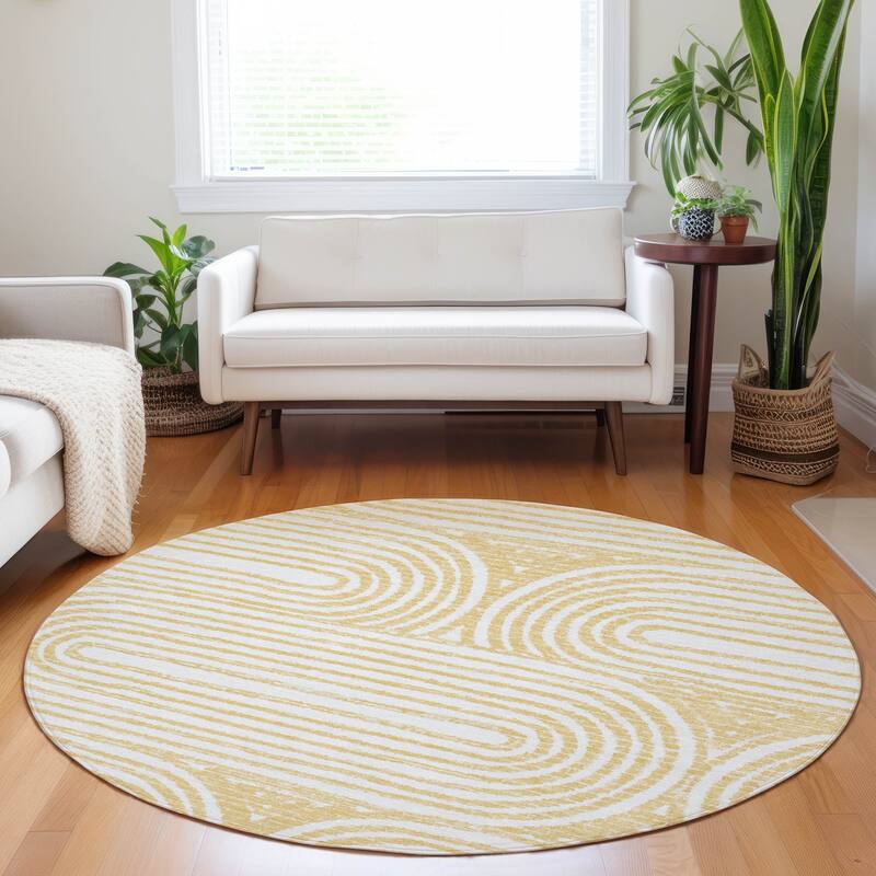 Machine Washable Indoor/ Outdoor Modern Vibes Chantille Rug - Gold - 8' x 8'