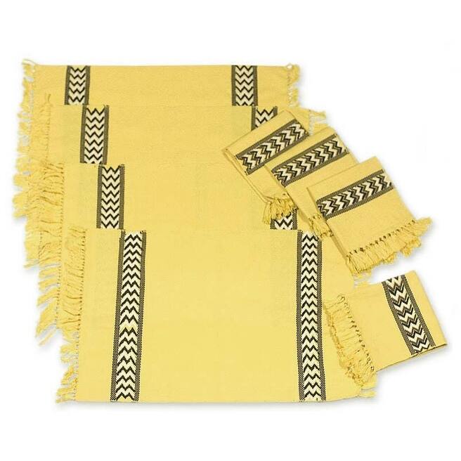 Handmade Cotton 'Maya Sun' 8-piece Placemats and Napkins Set (Guatemala)