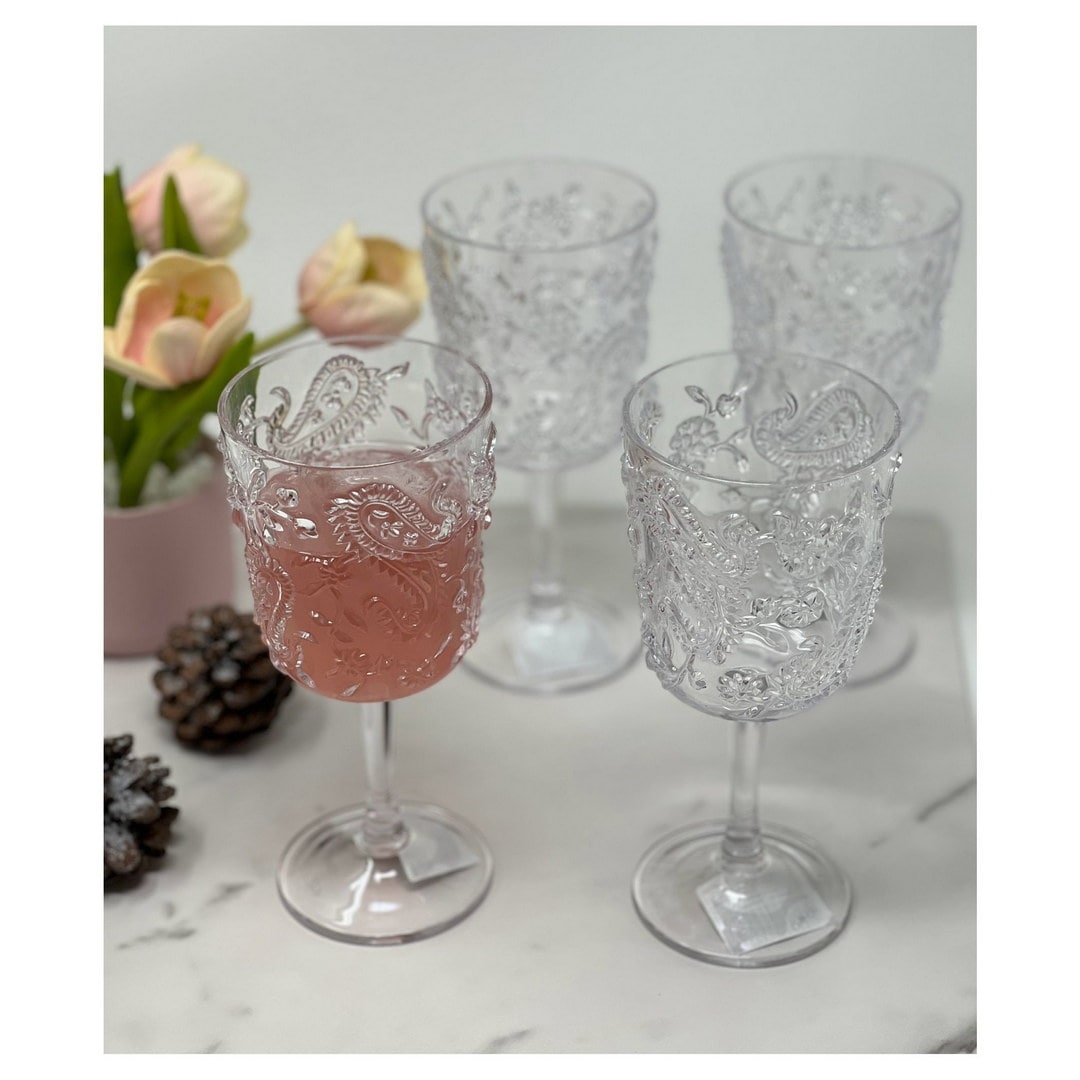 Pasabahce Premium Stemmed Martini Glasses Set of 4, Crystal Design