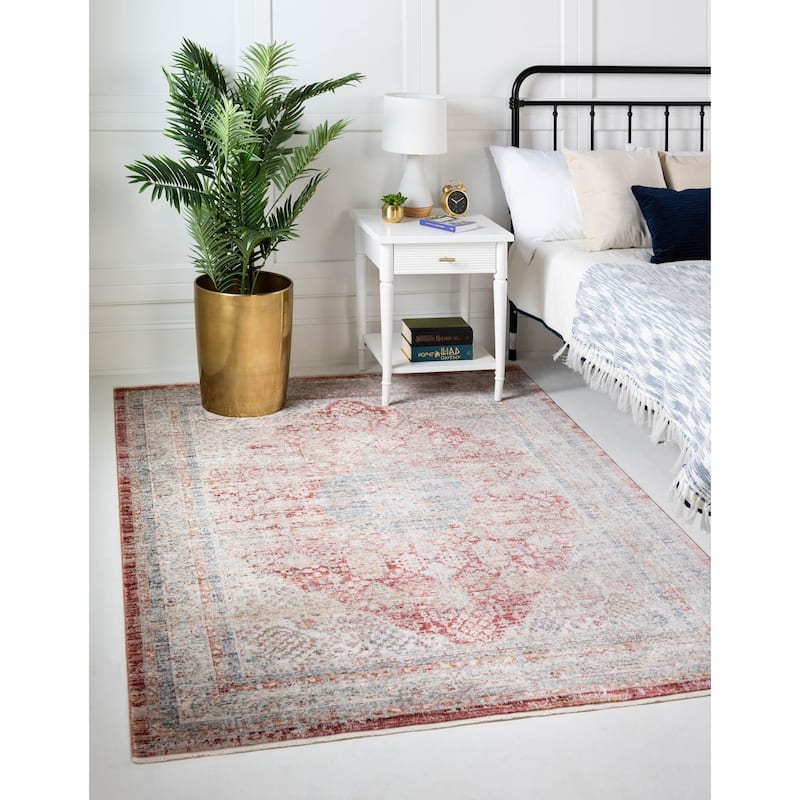 Traditional Falmouth Collection Area Rug - Red - 5'x8'