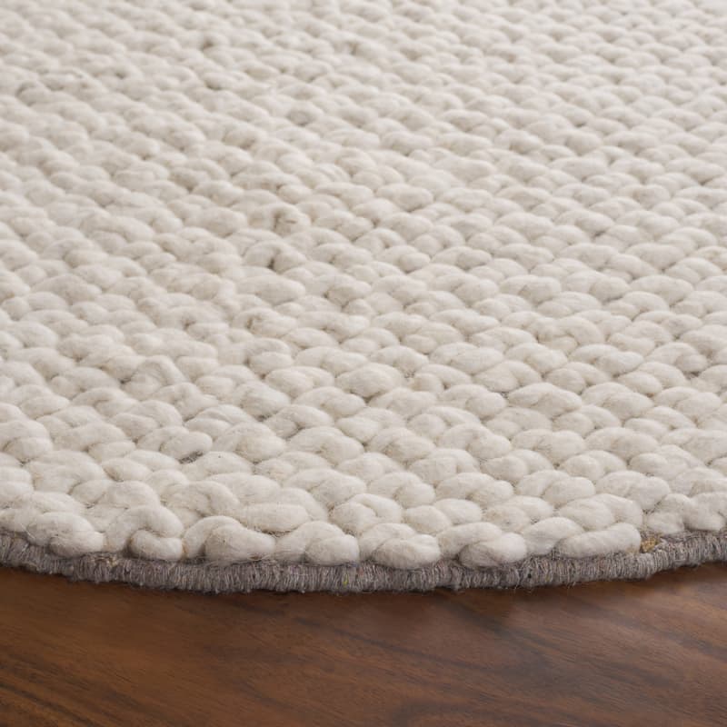 SAFAVIEH Hand-Loomed Natura Toshka Transitional Wool Rug