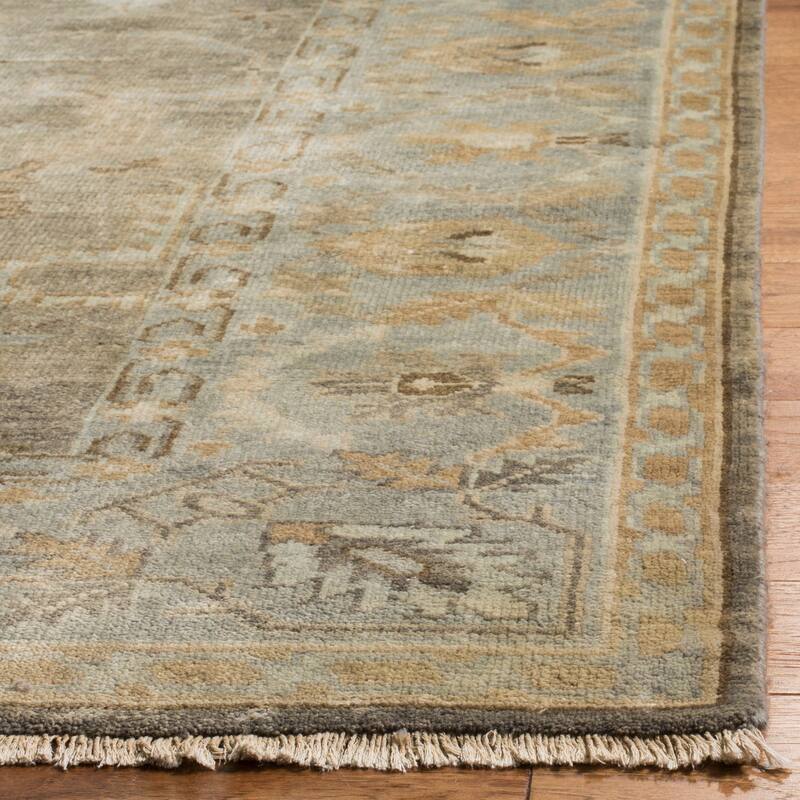 SAFAVIEH Couture Hand-knotted Oushak Taleke Traditional Oriental Wool Rug