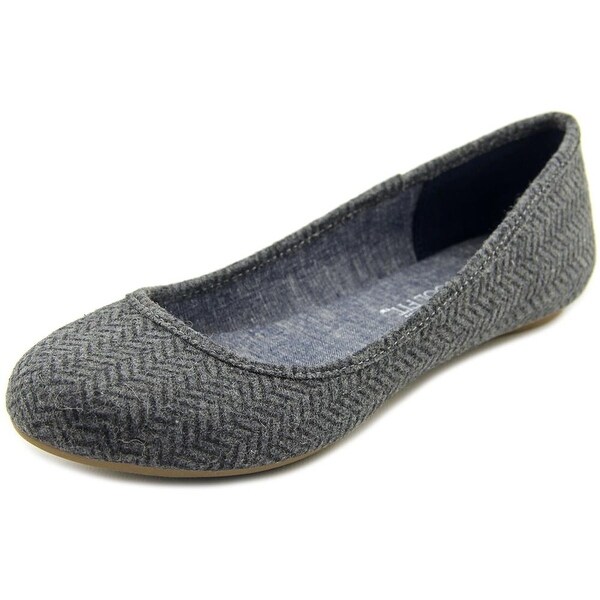 gray flats for women