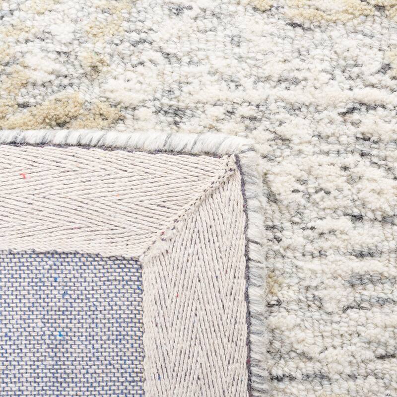 SAFAVIEH Handmade Metro Umaymah Wool Rug