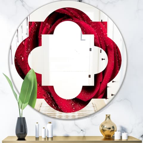 Designart 'Red Rose Petals with Rain Droplets' Modern Round or Oval Wall Mirror - Quatrefoil