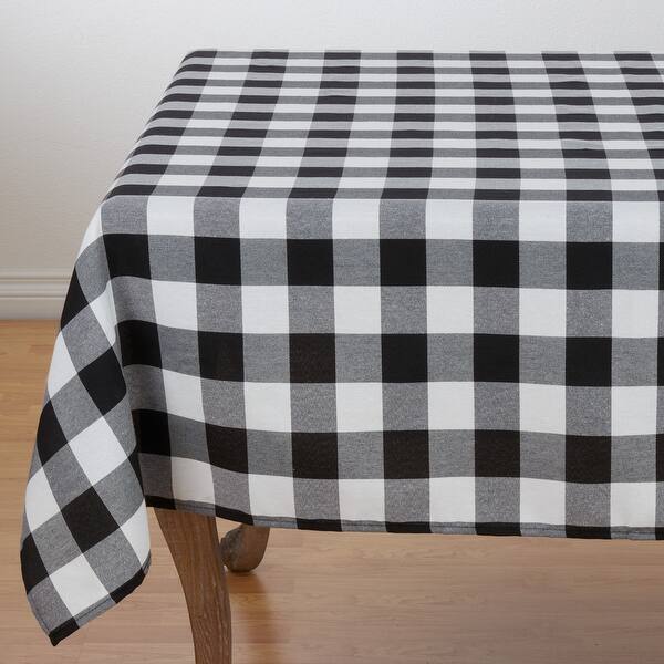Shop Casual Tablecloth With Buffalo Plaid Design On Sale