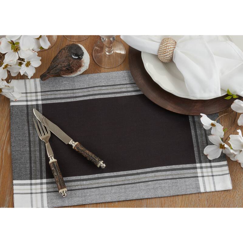 Striped Border Design Placemats (Set of 4)